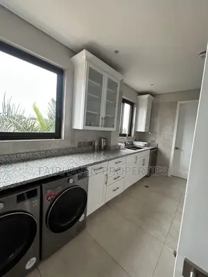 Furnished 3bdrm Apartment in Airport for rent