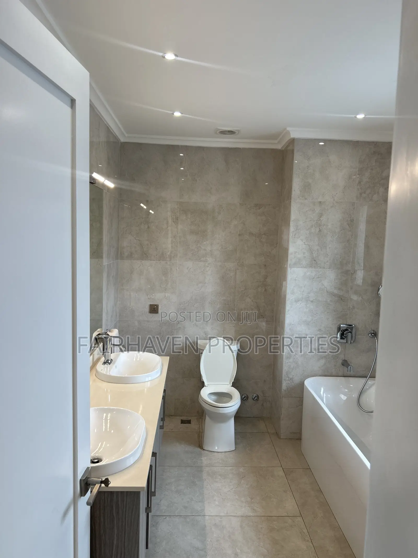 Furnished 3bdrm Apartment in Airport for rent