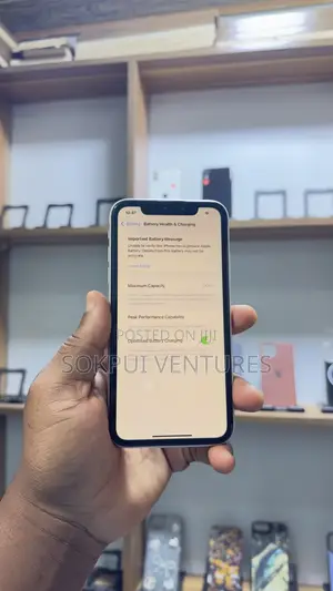 Apple iPhone XR 64 GB White