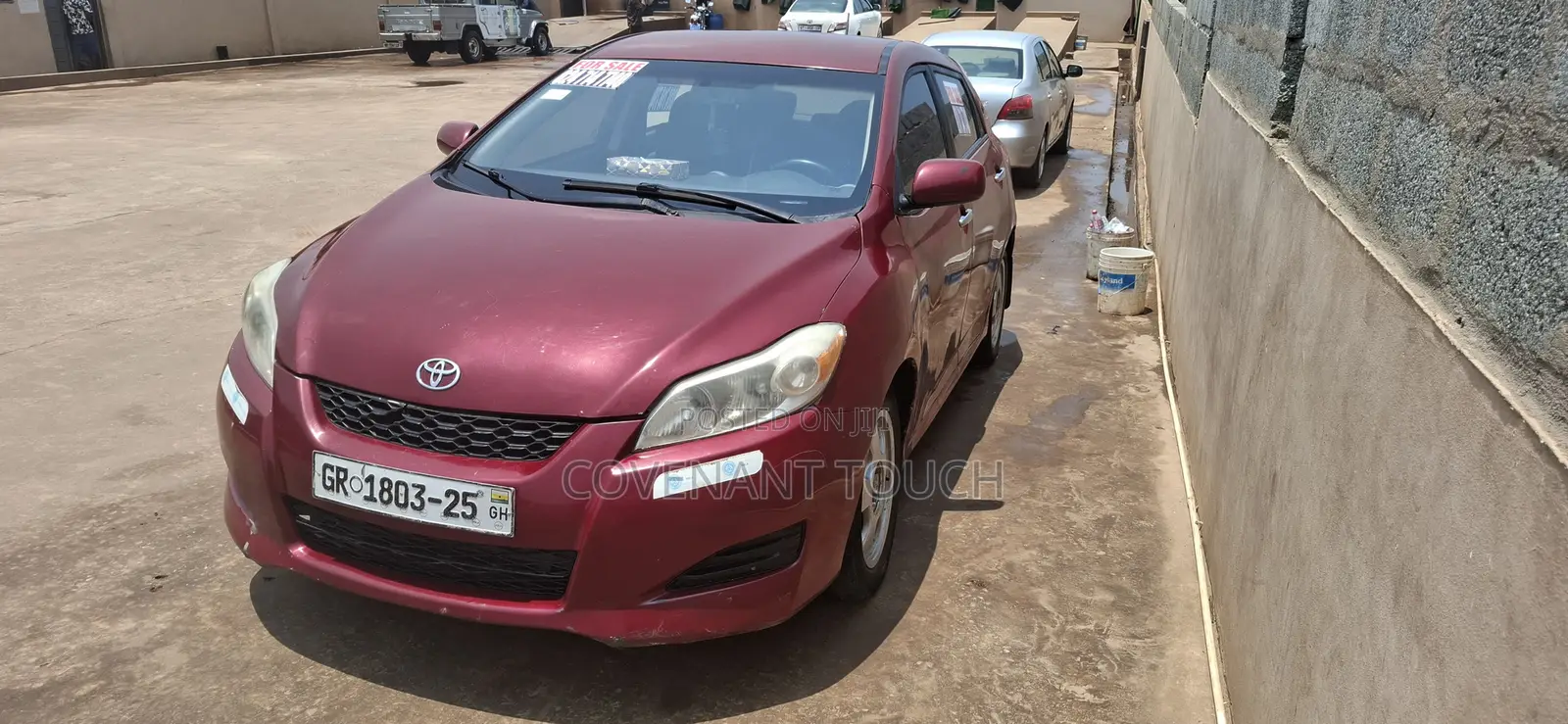 Toyota Matrix Hatchback FWD (1.8L 4cyl 5M) 2009 Red