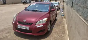 Toyota Matrix Hatchback FWD (1.8L 4cyl 5M) 2009 Red