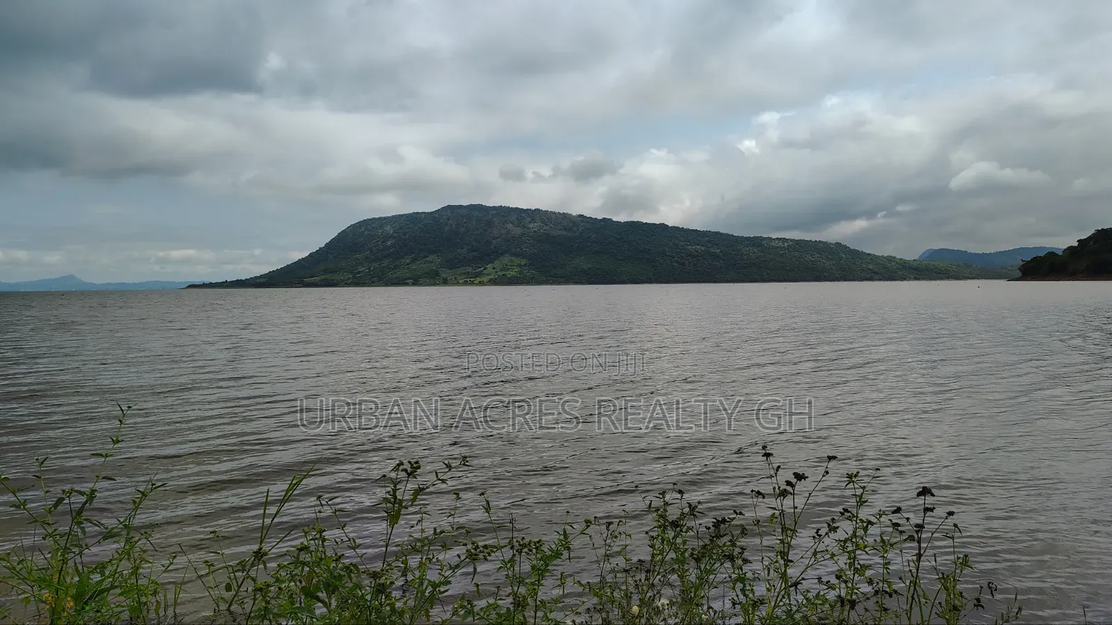 VOLTA REGION, (TONGOR-KAIRA) _ 10 Plots (1.52 Acres) Riverfront Land