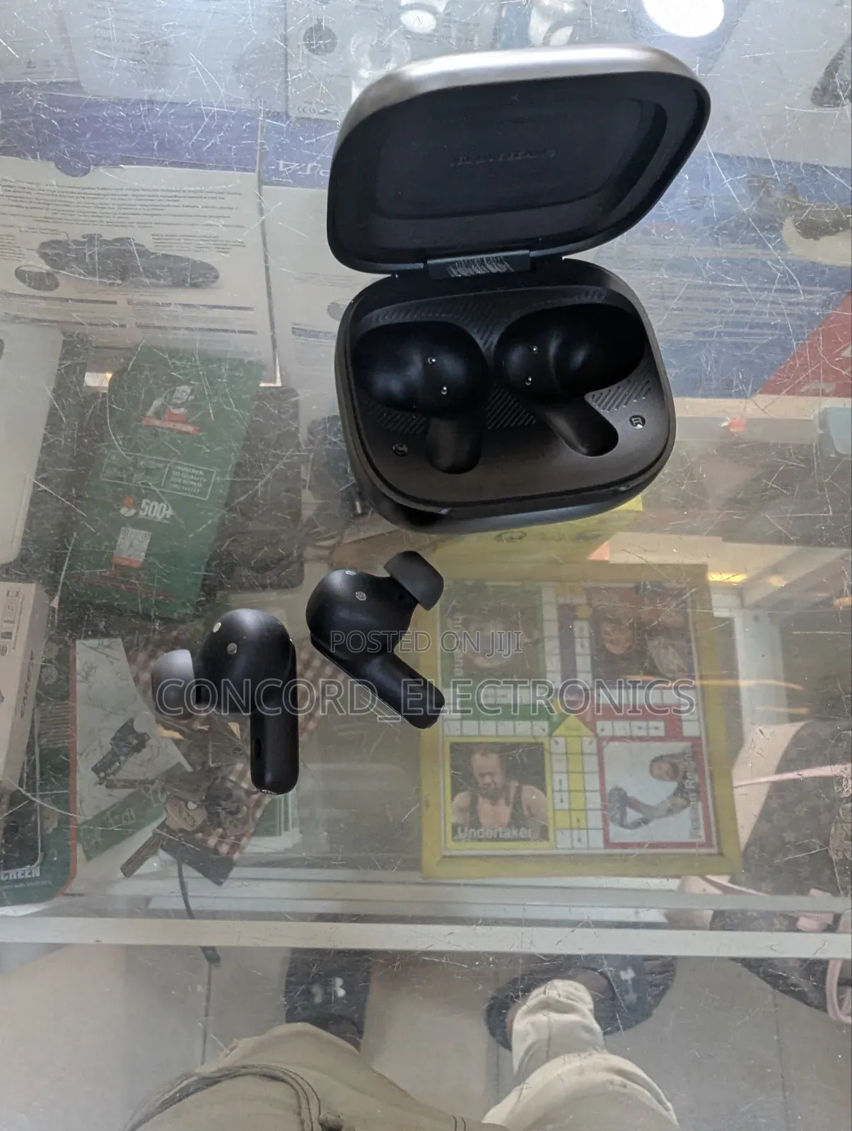 JBL Live Beam 3 -True Wireless Noise-
Cancelling Stick-Closed Earbuds