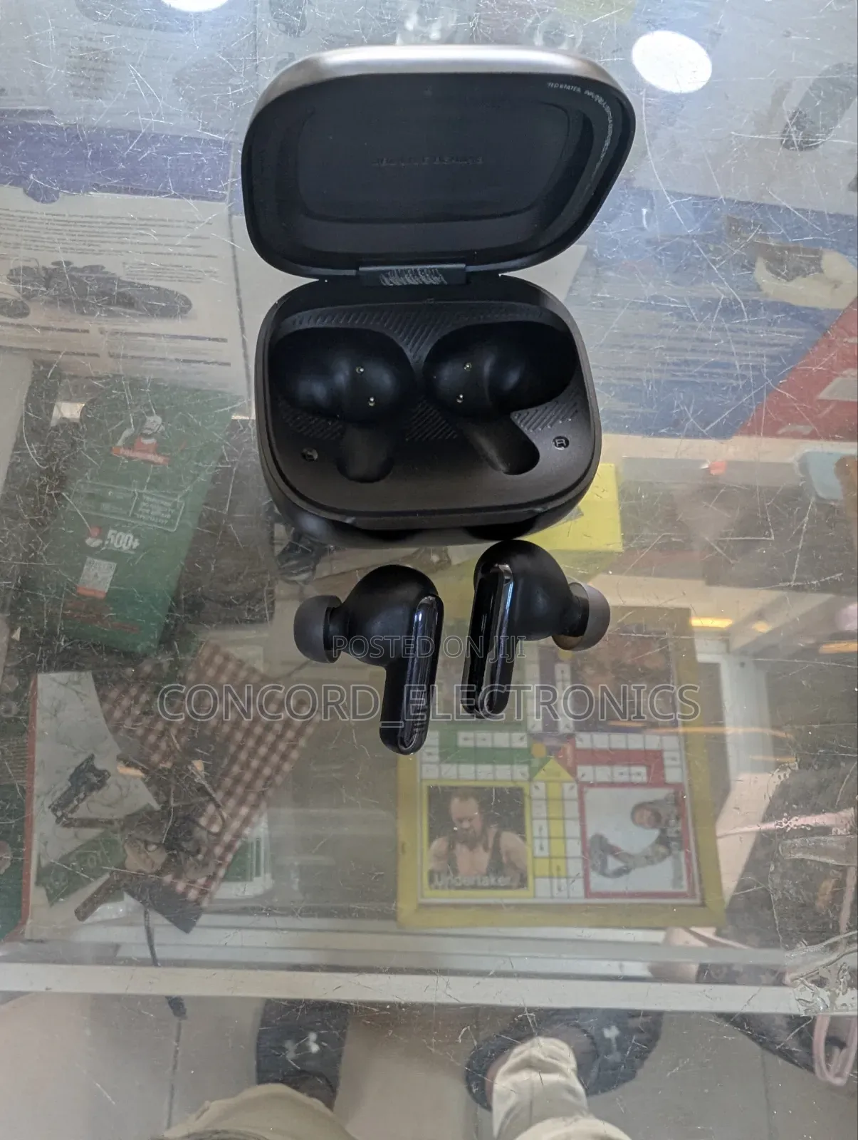JBL Live Beam 3 -True Wireless Noise-
Cancelling Stick-Closed Earbuds
