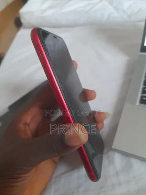 Apple iPhone XR 128 GB Red