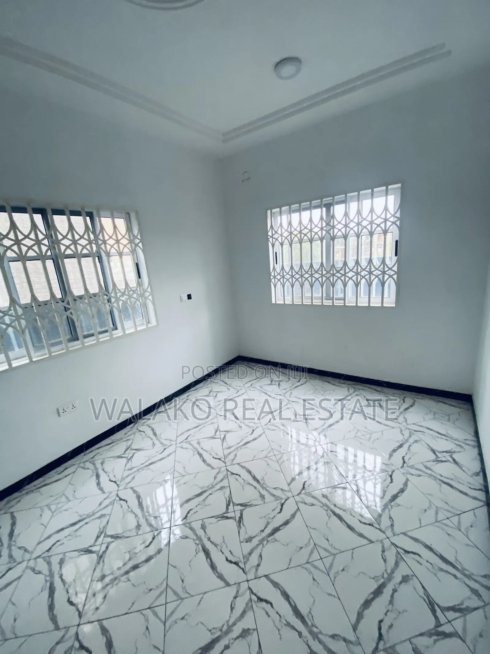 3bdrm House in Pokuase for sale
