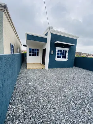 3bdrm House in Pokuase for sale