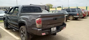 Toyota Tacoma 2019 Gray