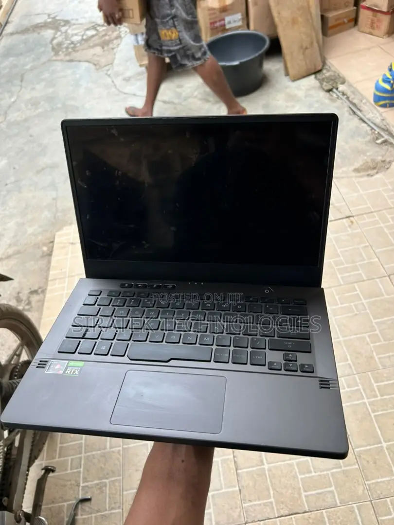 Laptop Asus 32GB AMD Ryzen 9 SSD 1T