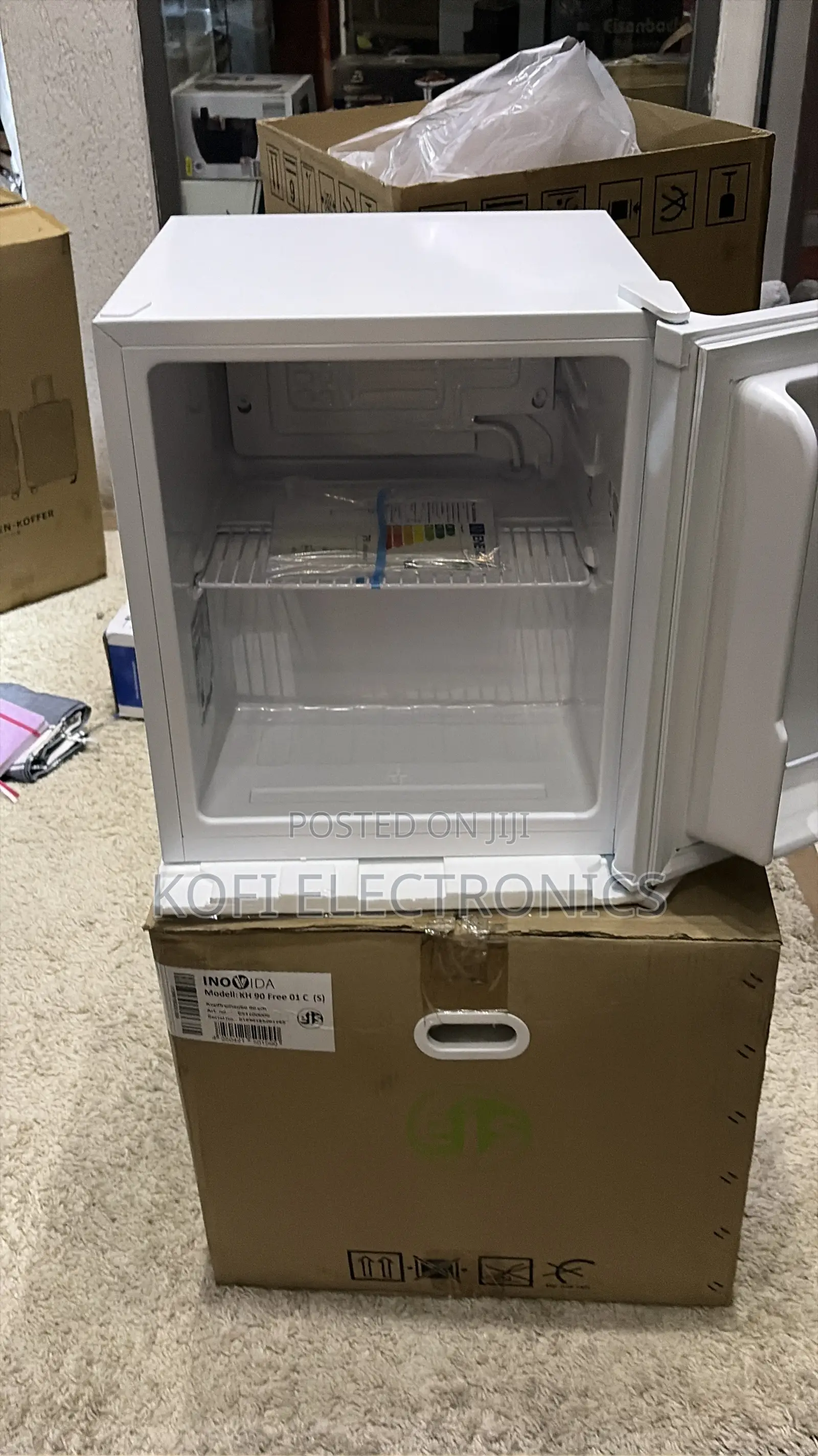 Quiet Cooling an Exquisit Bedside or Mini Fridge (Such as the 40L)
