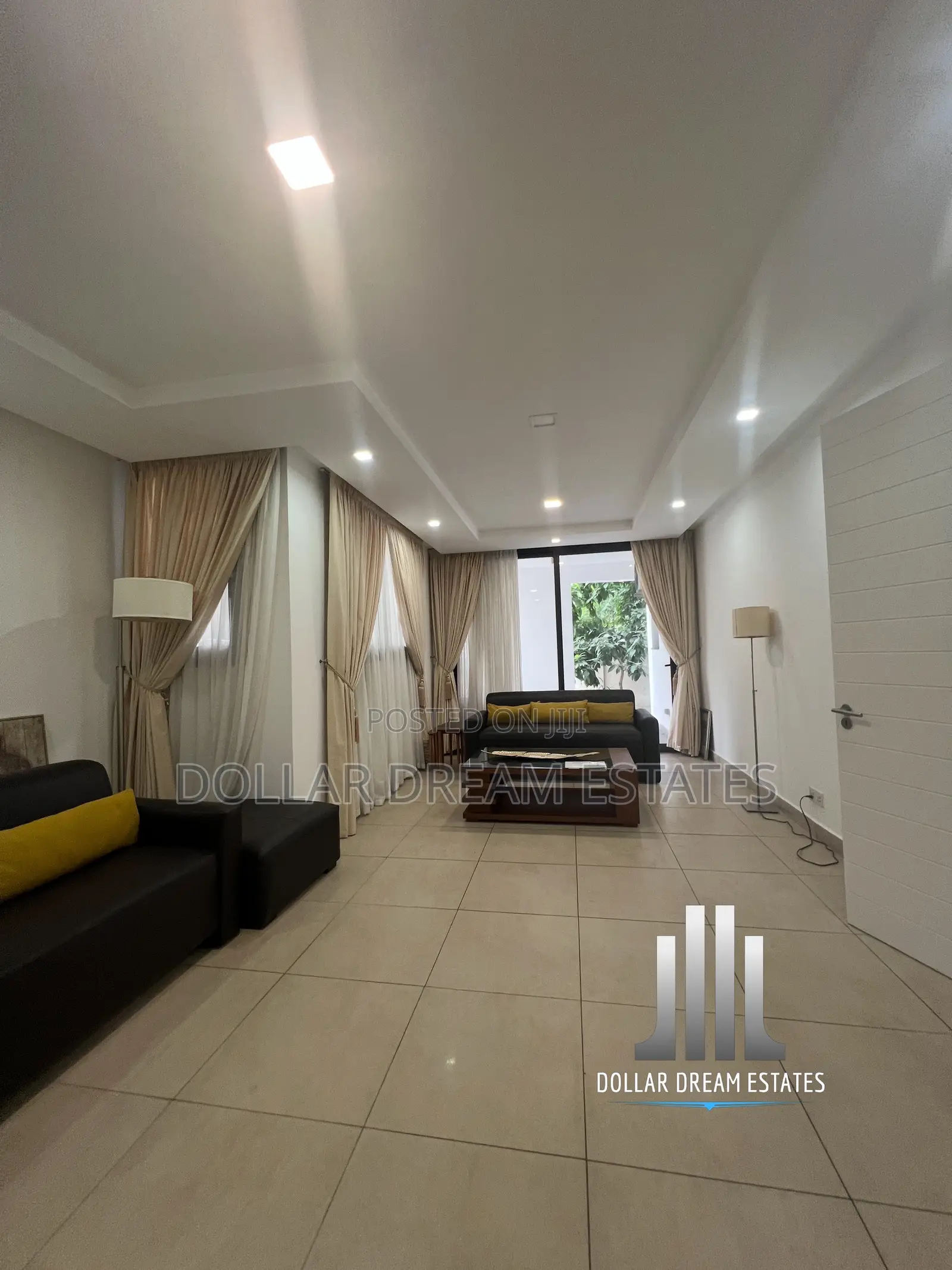 Furnished 5bdrm Townhouse / Terrace in North Ridge for rent