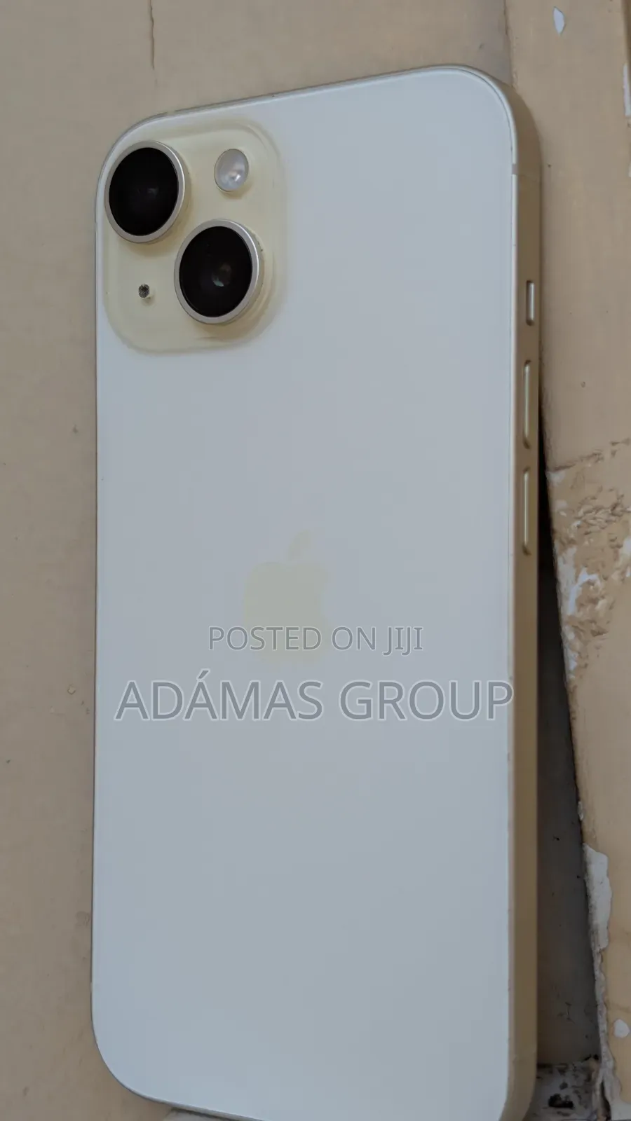 Apple iPhone 15 128 GB Gold