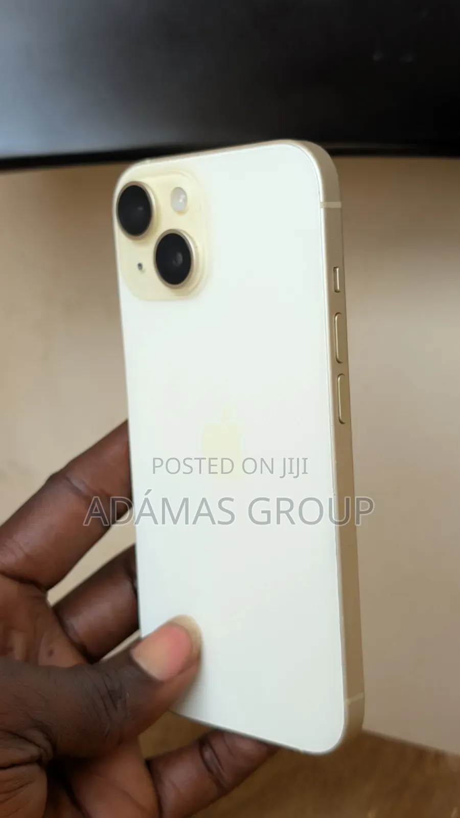 Apple iPhone 15 128 GB Gold