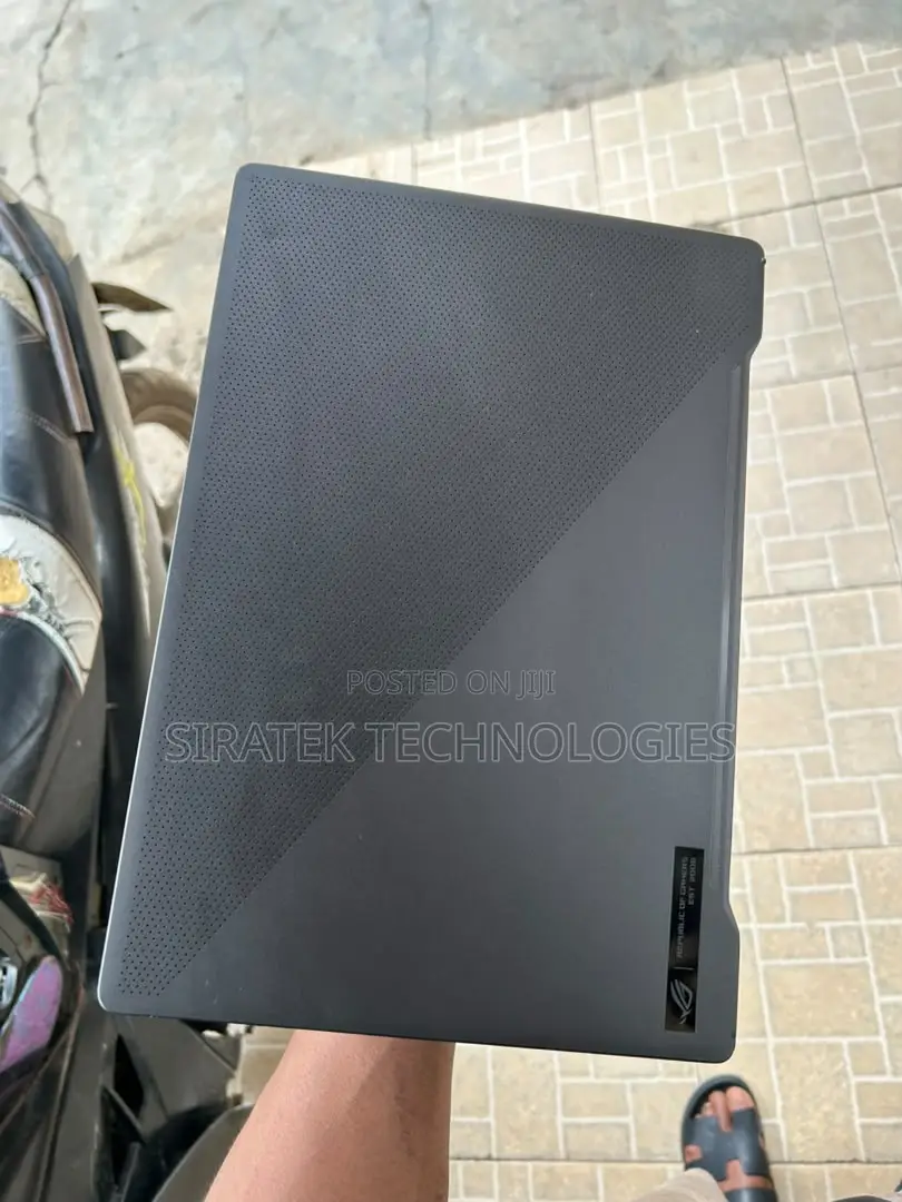 Laptop Asus 32GB AMD Ryzen 9 SSD 1T