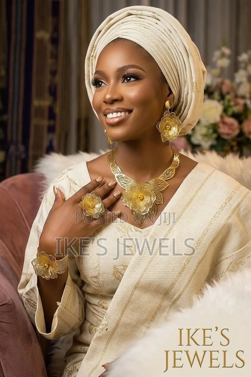 Mother of the Bride Gold Flower Jewellery Set