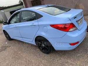 Hyundai Accent 2012 Blue