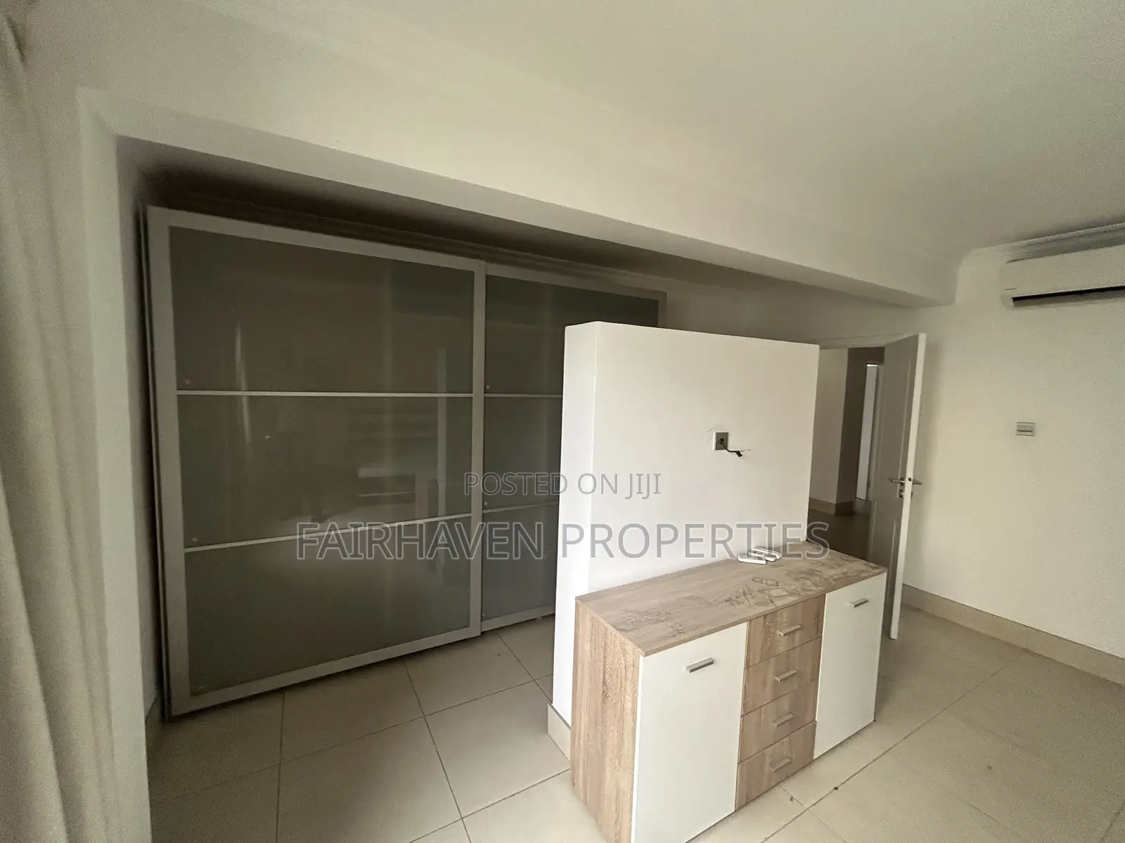 Furnished 3bdrm Apartment in Ridge for rent