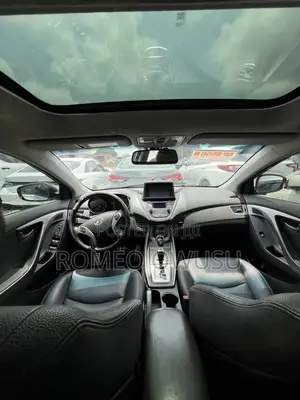 Hyundai Avante 2013 Silver