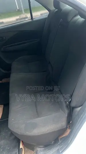 Toyota Yaris 2012 White