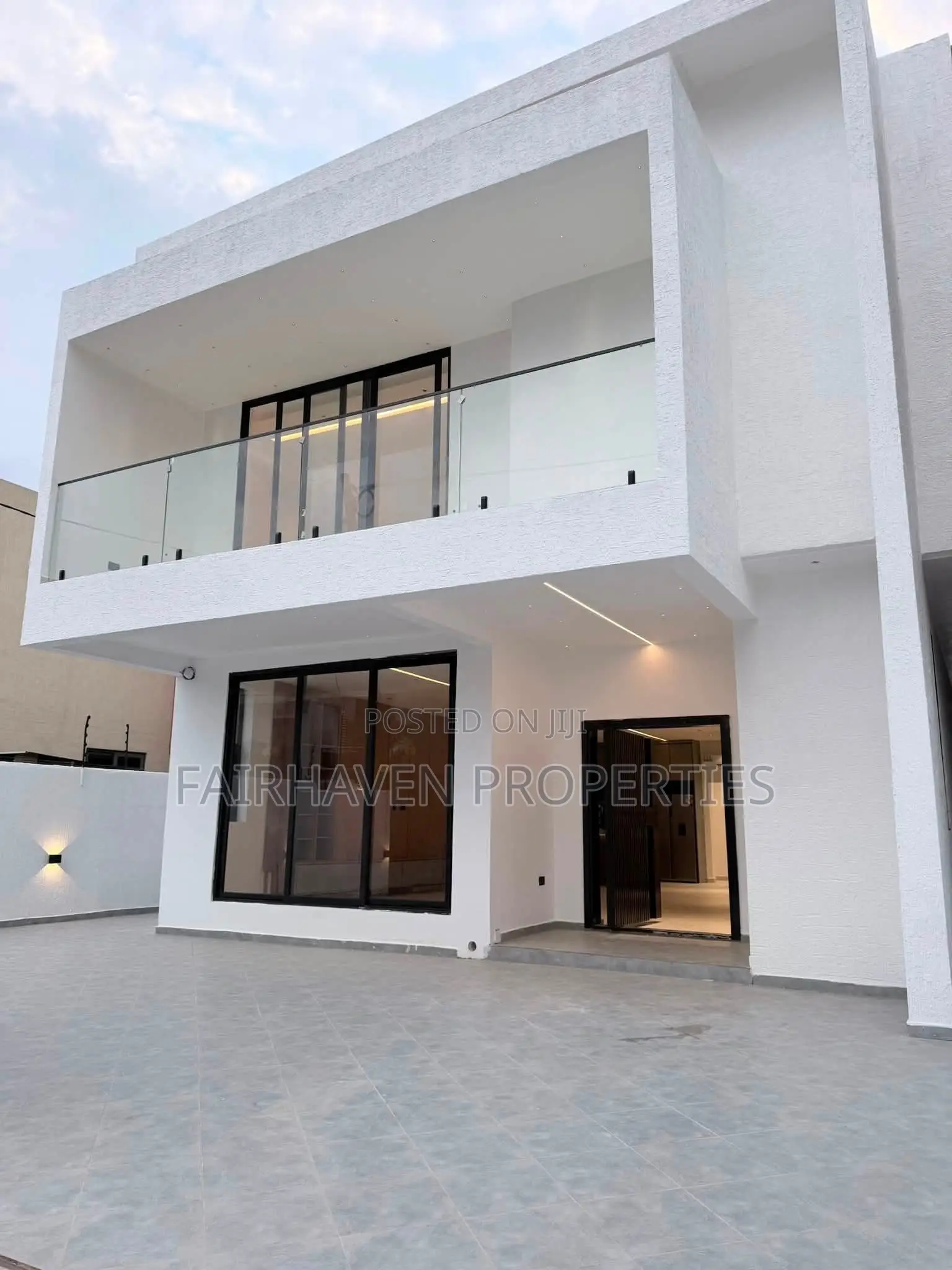 4bdrm House in Fairhaven, East Legon for sale