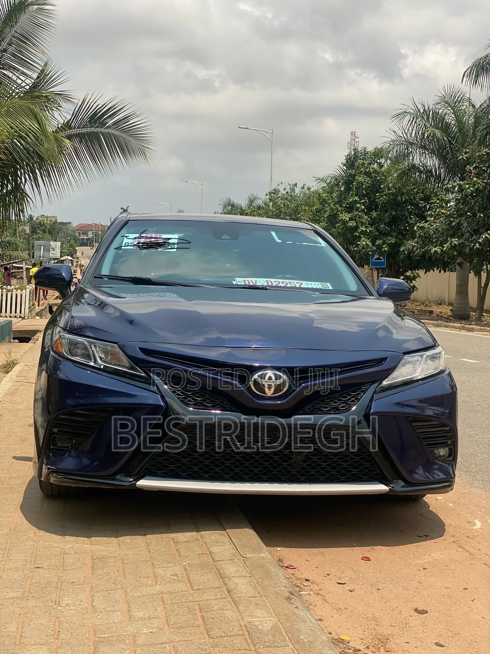 Toyota Camry LE 2021 Blue