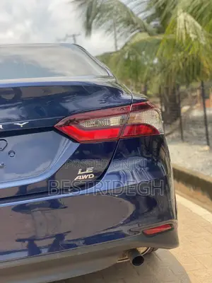 Toyota Camry LE 2021 Blue