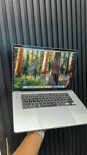 Laptop Apple MacBook Pro 2019 16GB Intel Core i9 SSD 1T