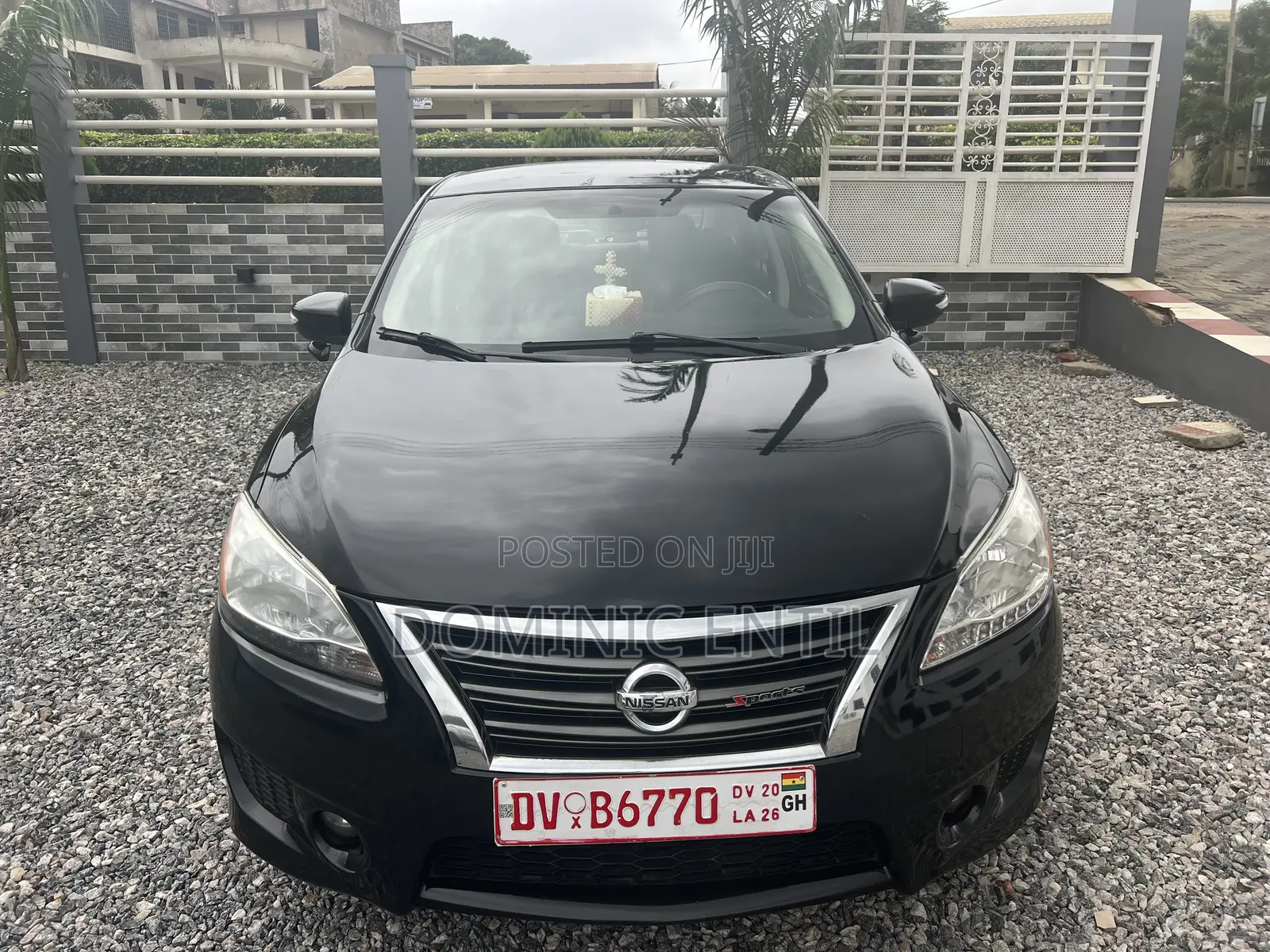 Nissan Sentra SR 4dr Sedan (1.8L 4cyl CVT) 2015 Black