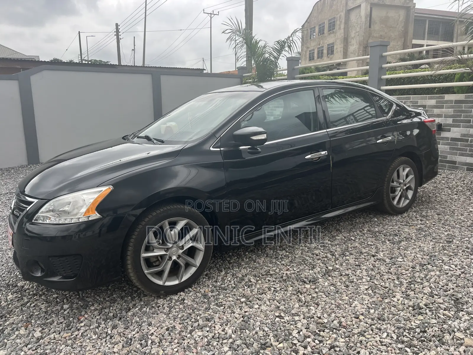 Nissan Sentra SR 4dr Sedan (1.8L 4cyl CVT) 2015 Black