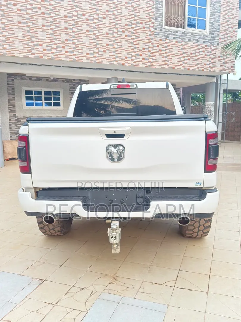 Dodge RAM 1500 5.7 Petrol RWD 2019 White