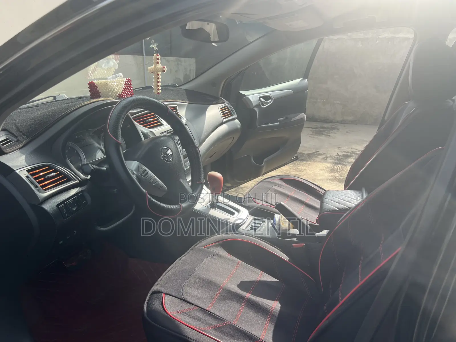 Nissan Sentra SR 4dr Sedan (1.8L 4cyl CVT) 2015 Black