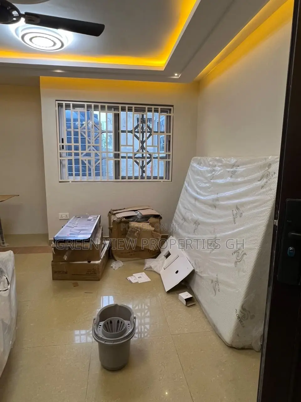 1bdrm Apartment in West Hills Mall Area for rent