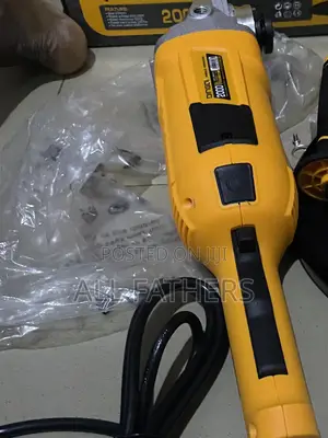 Angle Grinder (Cutting Machine)