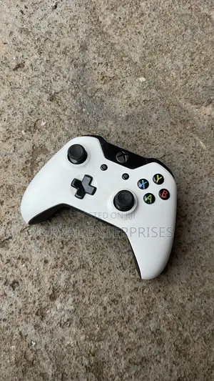 Xbox One Wireless Controller No Back Cover