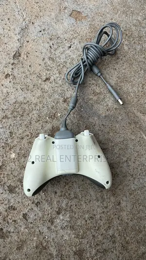 Original Xbox 360 Wired Controller