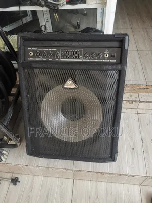 Behringer BXL3000A 300W 2-Channel Bass Amplifier Combo