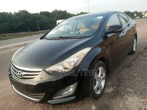 Hyundai Elantra Limited Sedan FWD (1.8L 4cyl 6A) 2013 Black