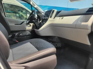 Toyota HiAce 2023 White