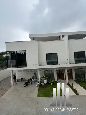 4bdrm Townhouse / Terrace in Cantonments for rent