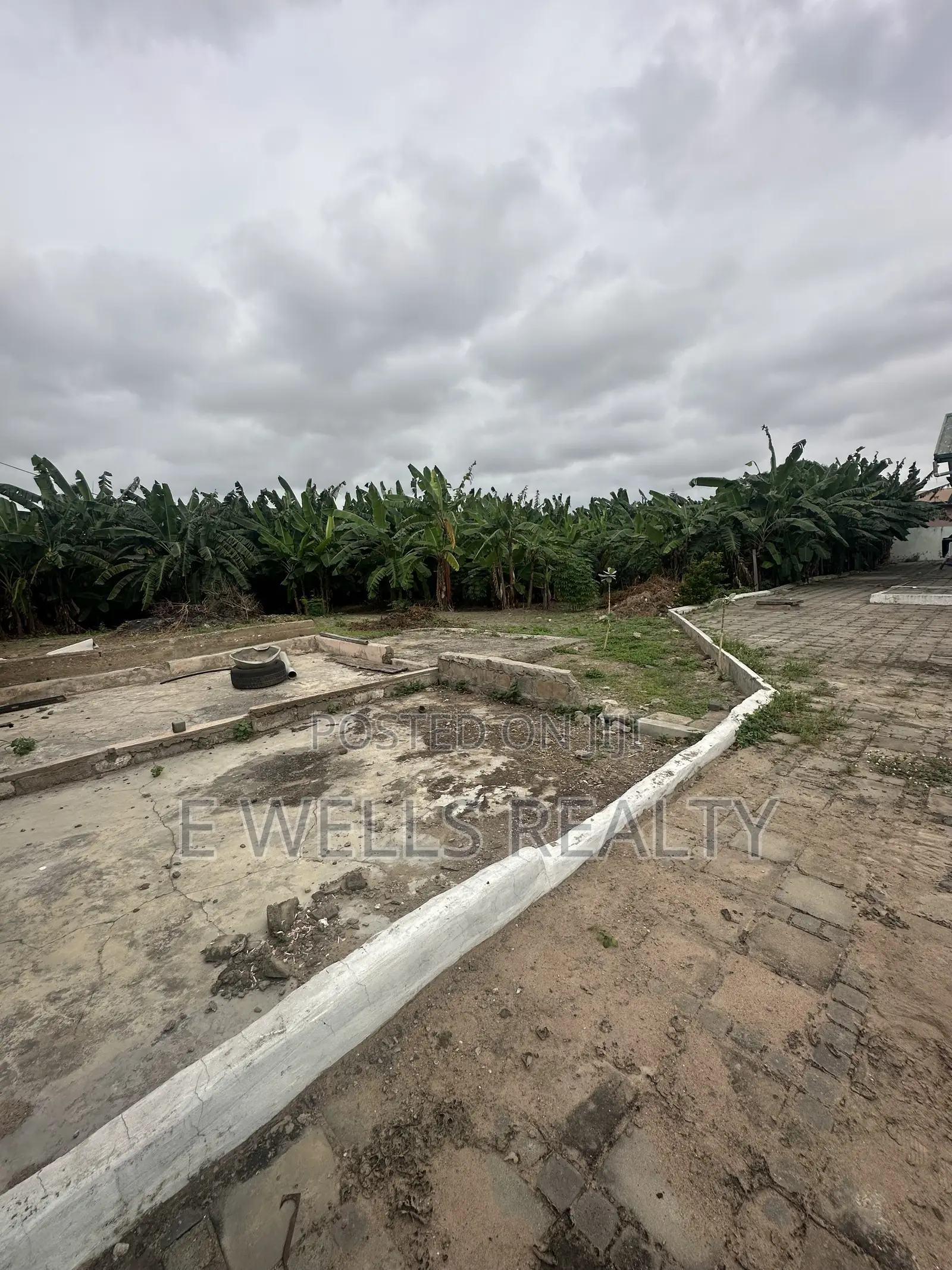 Full Plot at Taifa for Sale