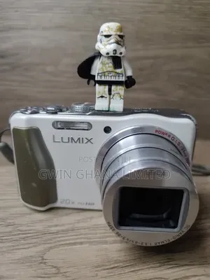 Panasonic Lumix DMC-ZS20 Digital Camera Touchscreen, GPD