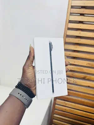 New Apple iPhone Air 256 GB Black