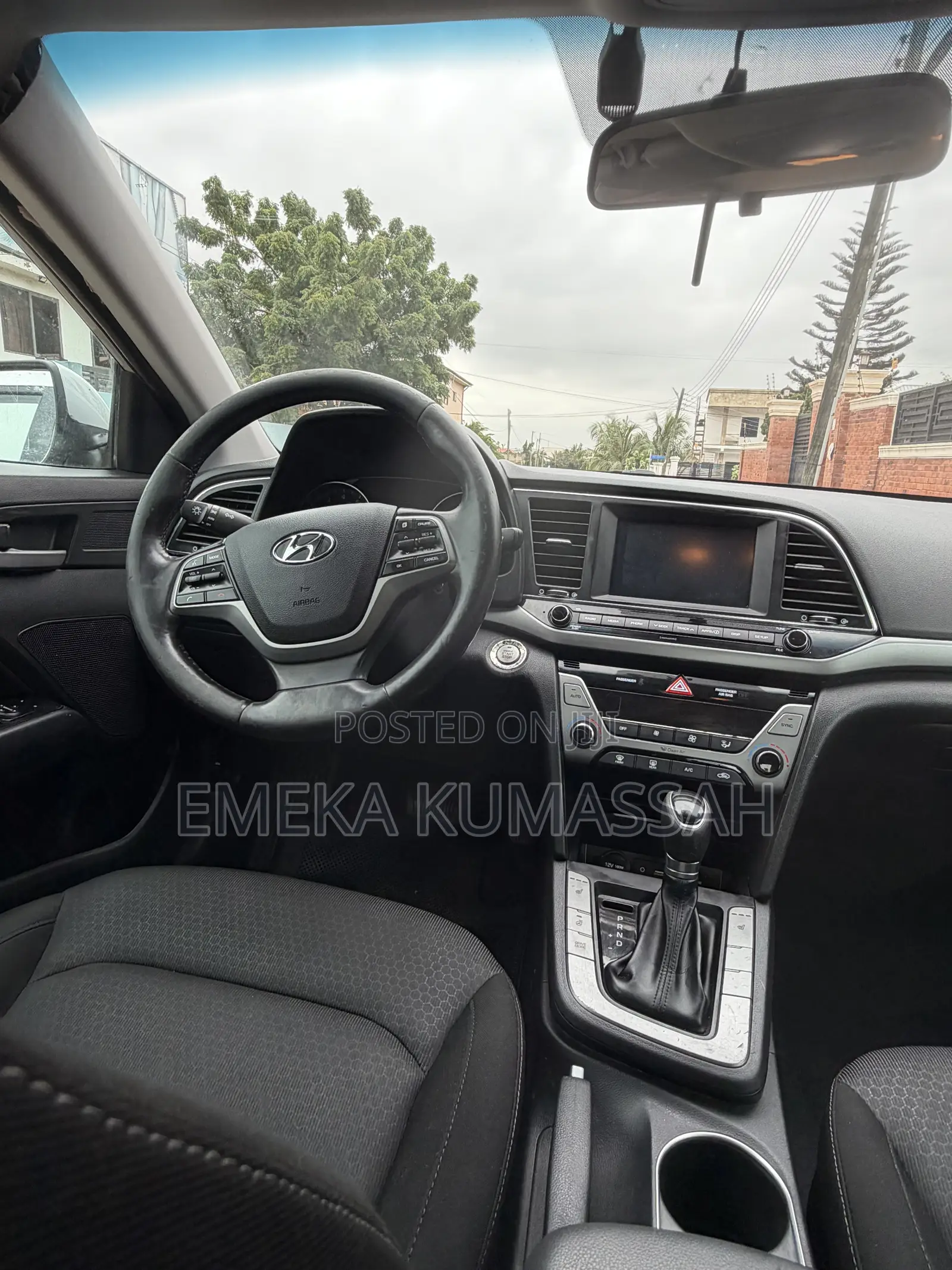 Hyundai Elantra Value Edition Sedan FWD (2.0L 4cyl 6A) 2017 Gray