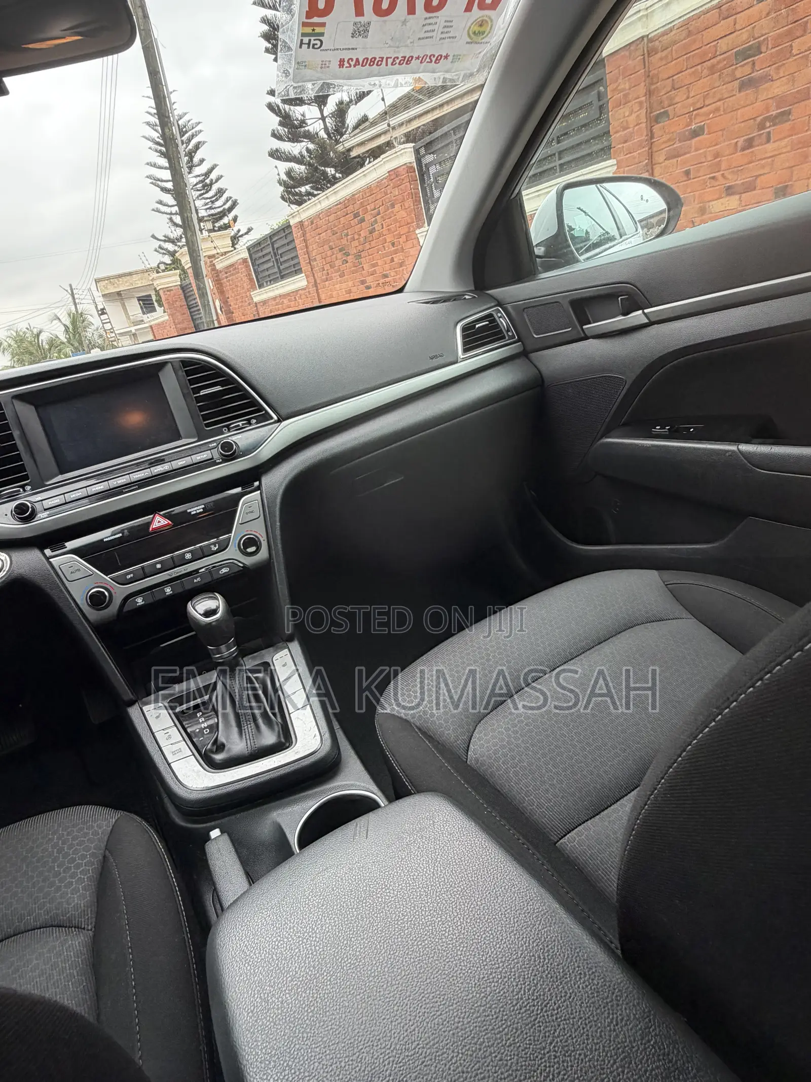Hyundai Elantra Value Edition Sedan FWD (2.0L 4cyl 6A) 2017 Gray