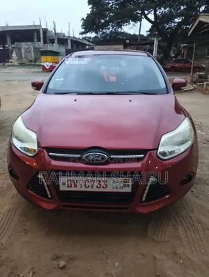Ford Focus 2012 Red