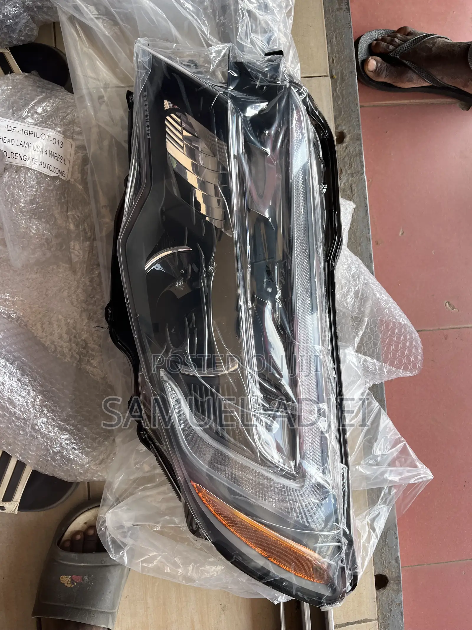 Honda Pilot 2016 to 2022 Headlight Half Led