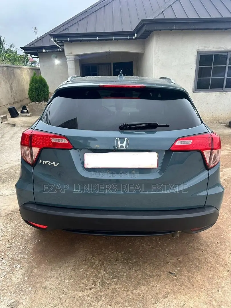 Honda HR-V 4dr SUV (1.5L 4cyl CVT) 2016 Green