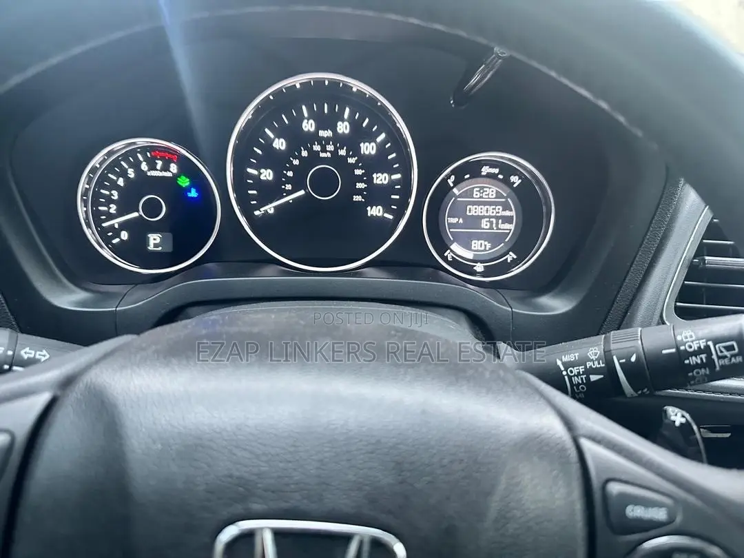 Honda HR-V 4dr SUV (1.5L 4cyl CVT) 2016 Green