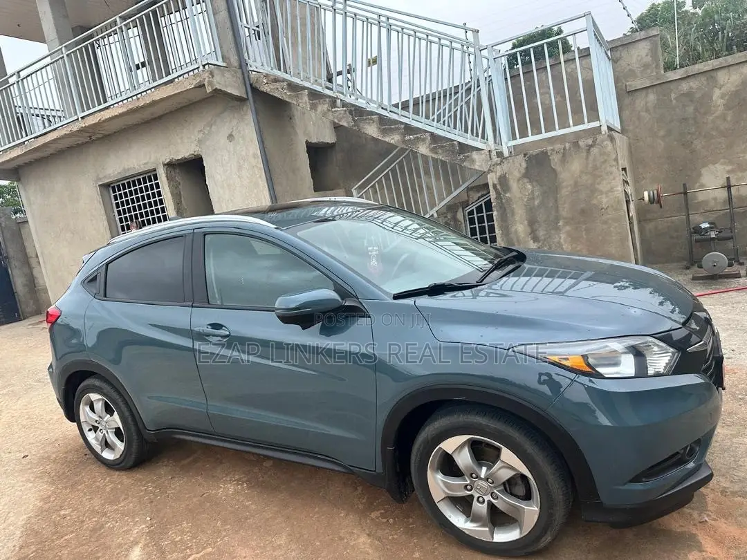 Honda HR-V 4dr SUV (1.5L 4cyl CVT) 2016 Green
