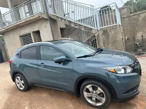 Honda HR-V 4dr SUV (1.5L 4cyl CVT) 2016 Green